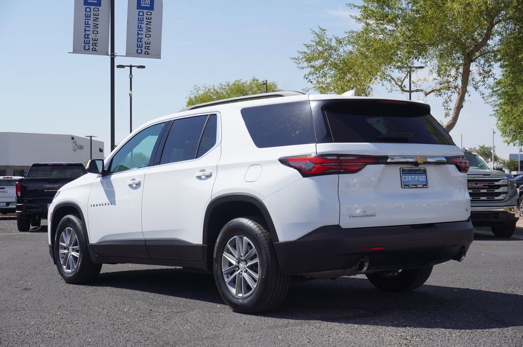 2023 Chevrolet Traverse Cloth photo 2