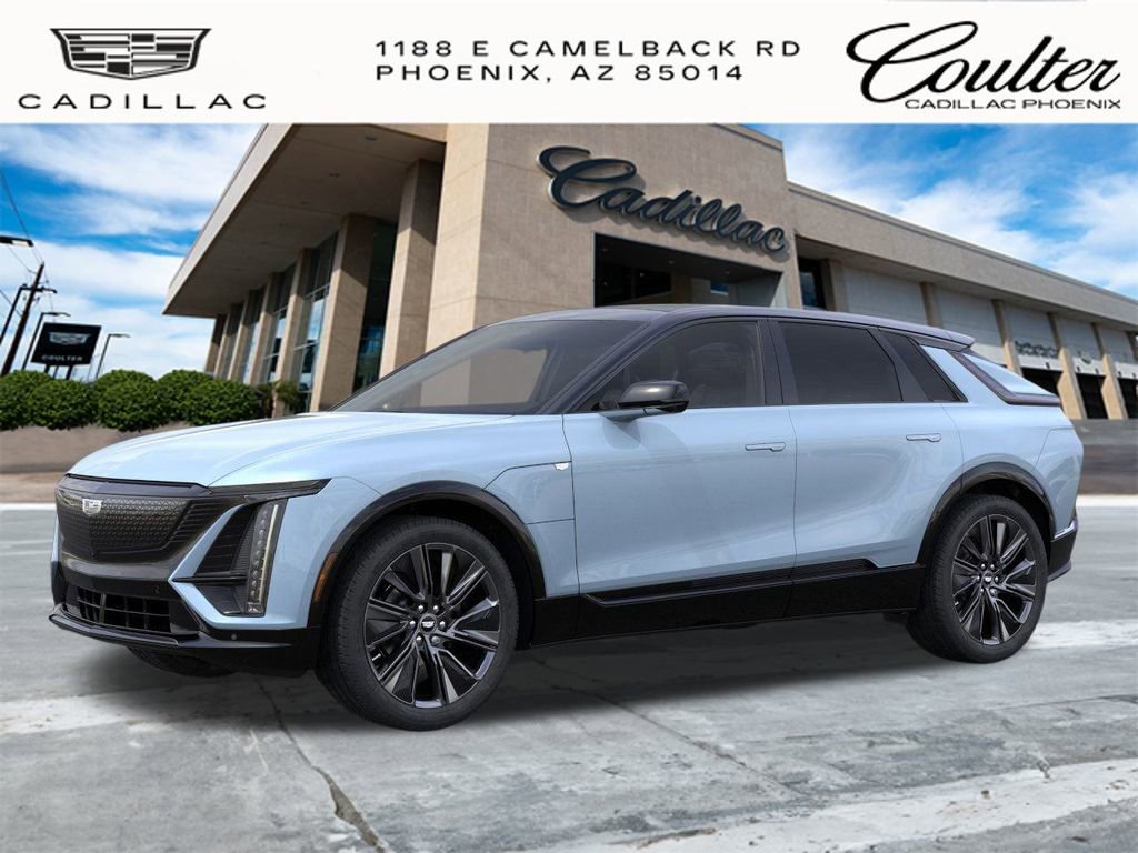 2025 Cadillac Lyriq Sport photo 2