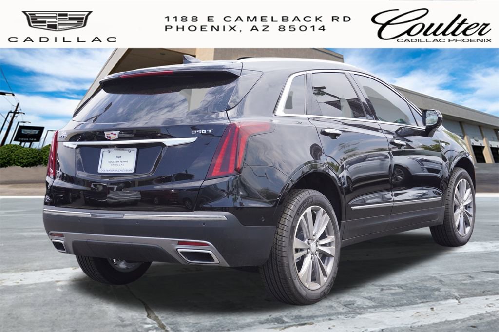 2025 Cadillac XT5 Premium Luxury photo 3