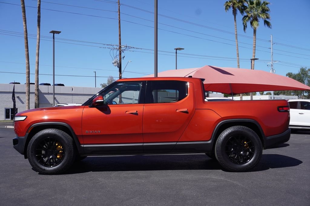 Used 2022 Rivian R1T Adventure with VIN 7FCTGAAA4NN006877 for sale in Phoenix, AZ