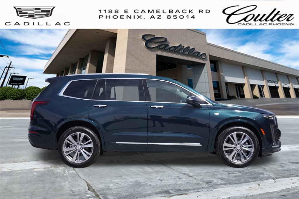 2025 Cadillac XT6 Premium Luxury photo 2