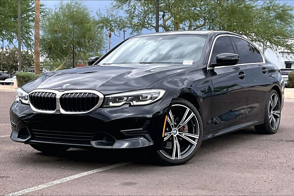 2022 BMW 330i