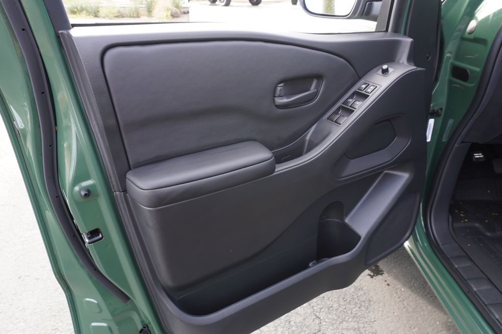 2026 Nissan Frontier SV - Photo 15