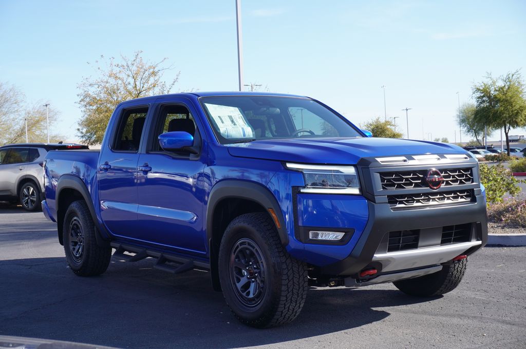 2025 Nissan Frontier PRO-4X photo 4