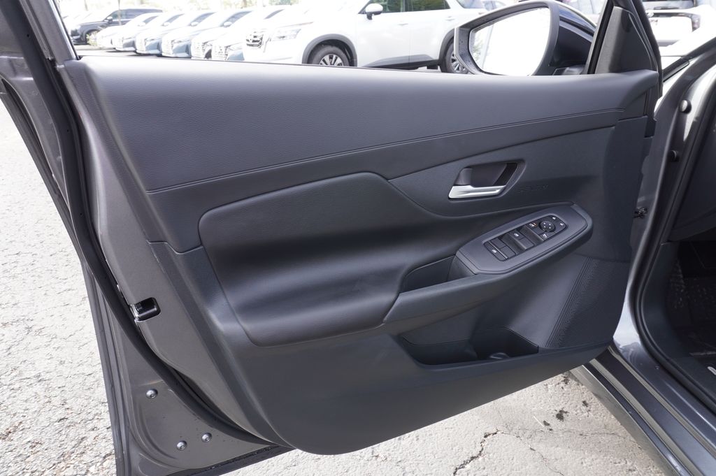 2026 Nissan Sentra SV - Photo 14