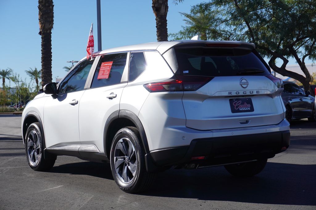 2025 Nissan Rogue SV photo 3