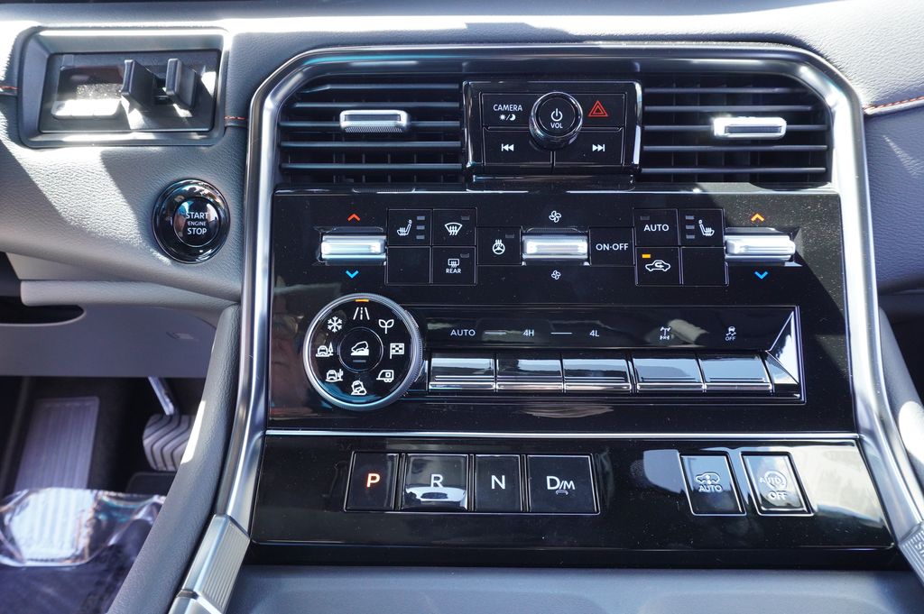 2026 Nissan Armada PRO-4X - Photo 18