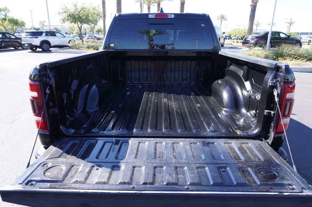 2022 RAM Ram 1500 Pickup Laramie - Photo 9