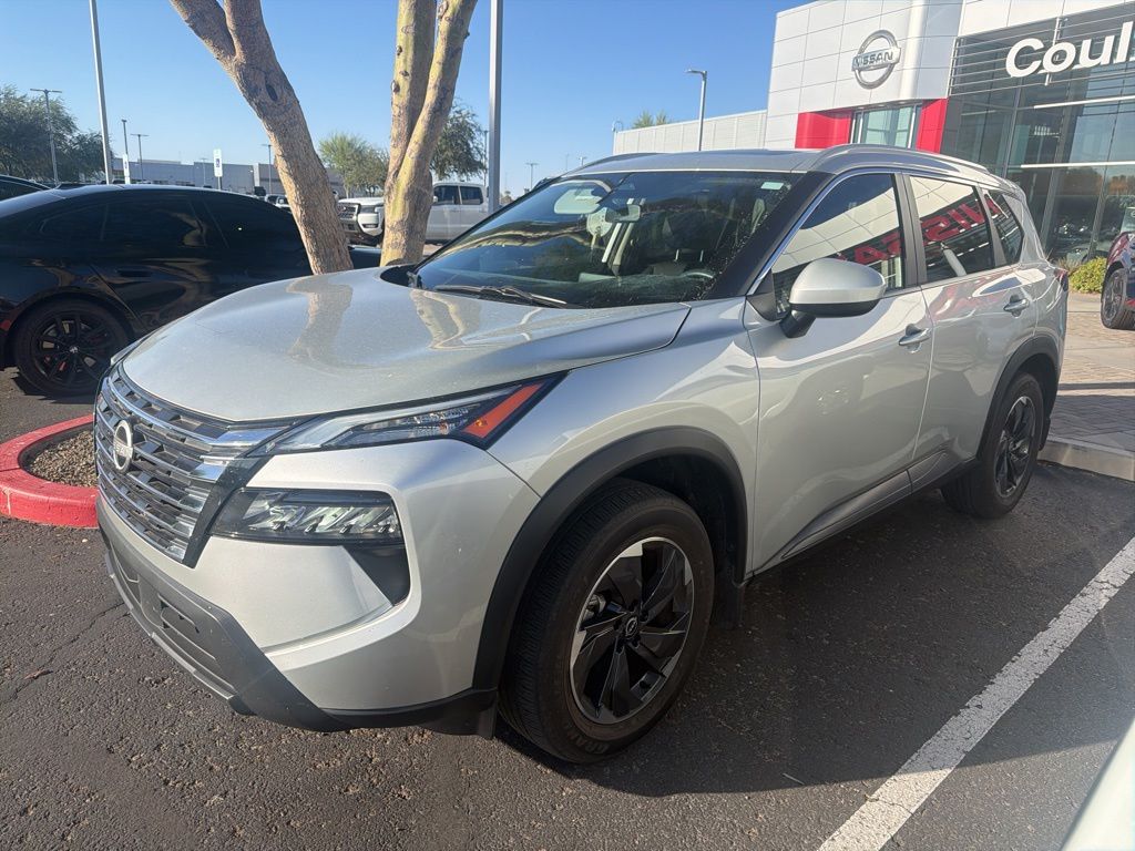 2024 Nissan Rogue SV FWD's photo