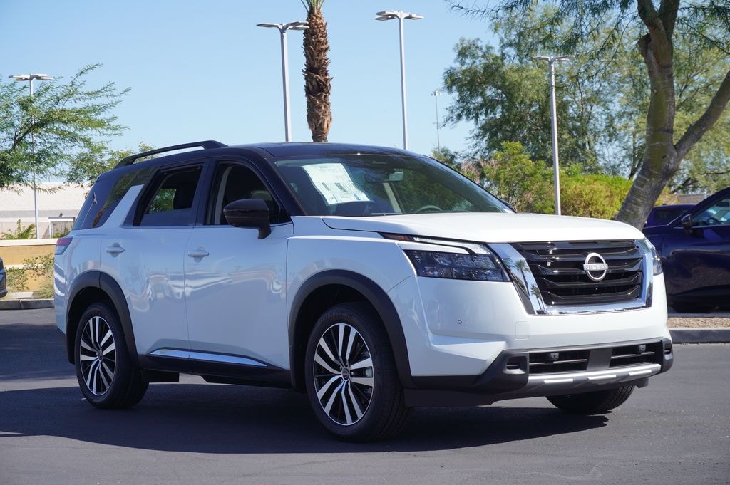 New 2025 Nissan Pathfinder Platinum SUV