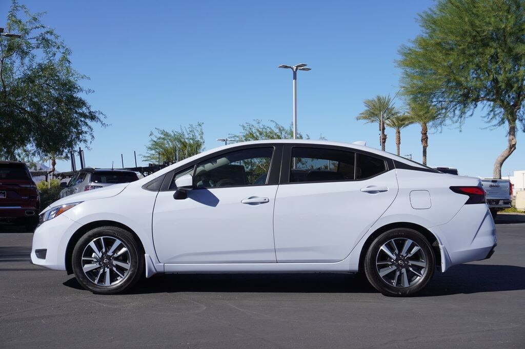 New 2025 Nissan Versa 1.6 SV Sedan