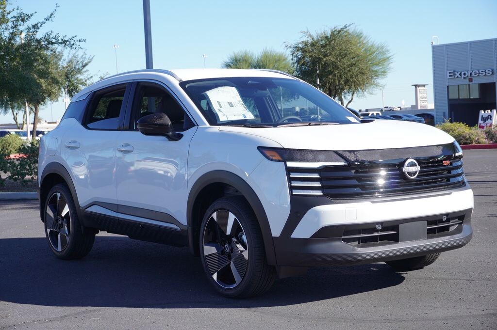 New 2026 Nissan Kicks SR SUV