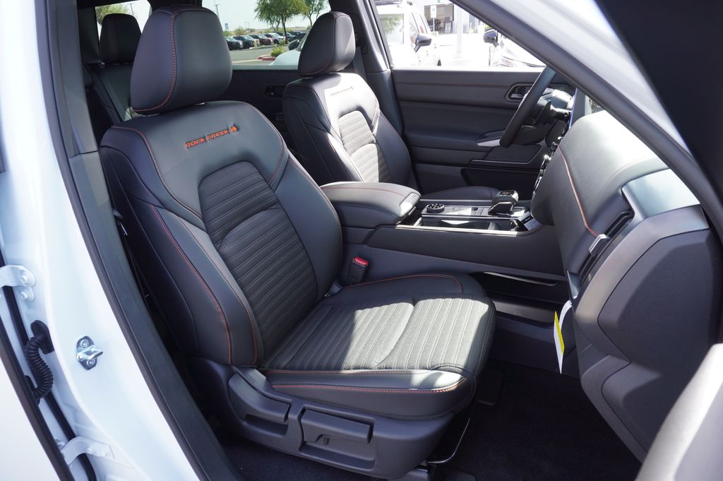 2026 Nissan Pathfinder Rock Creek - Photo 13