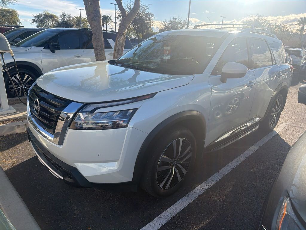 Used 2023 Nissan Pathfinder Platinum SUV