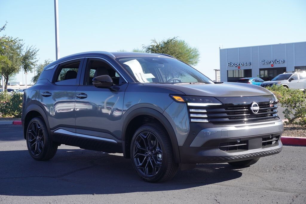 New 2026 Nissan Kicks SR SUV