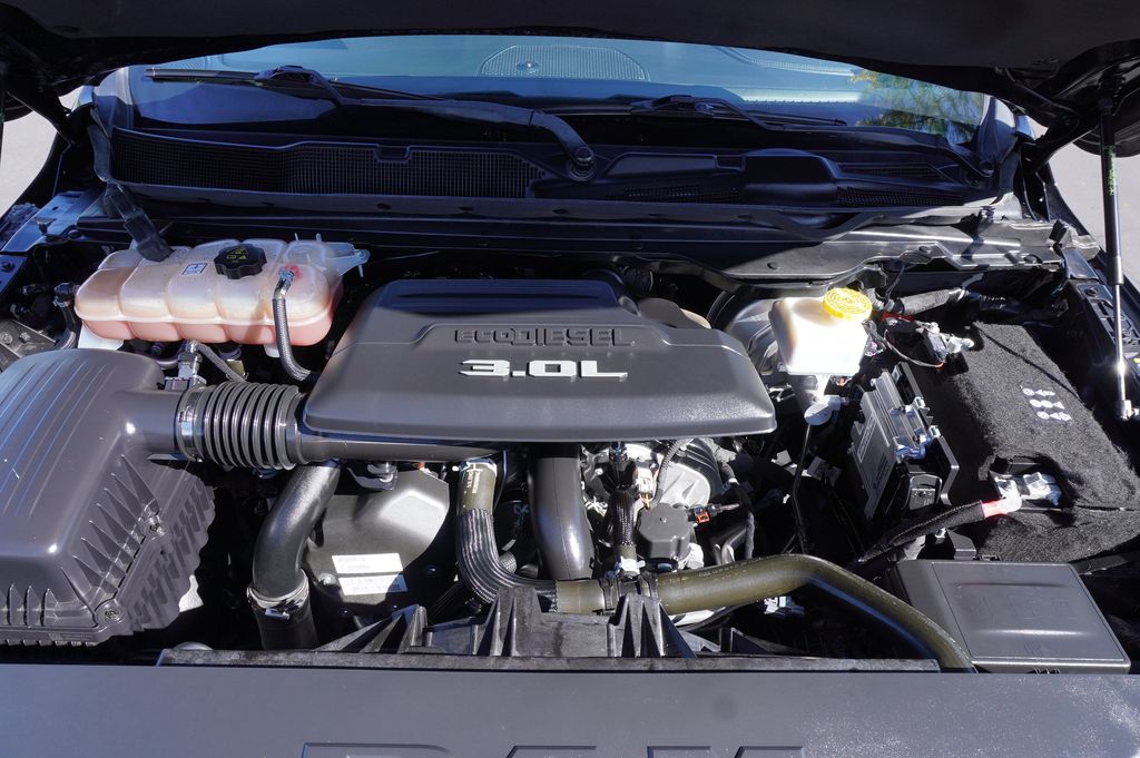 2022 RAM Ram 1500 Pickup Laramie - Photo 7