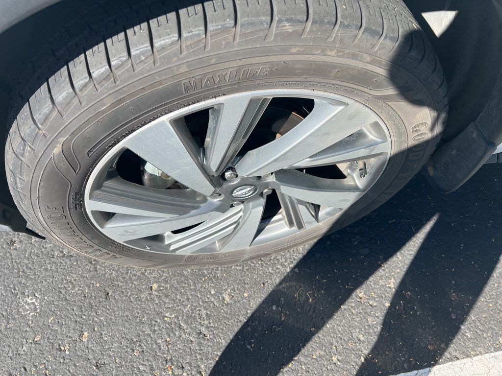 2020 Nissan Murano SL photo 2