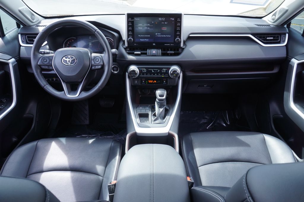 2022 Toyota RAV4 Limited - Photo 11