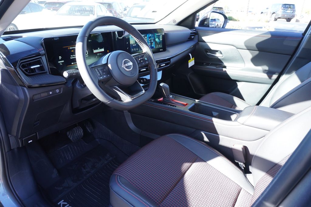 2026 Nissan KICKS SR - Photo 16