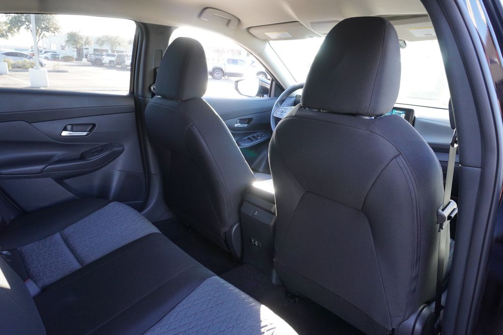 2026 Nissan Sentra SV - Photo 10