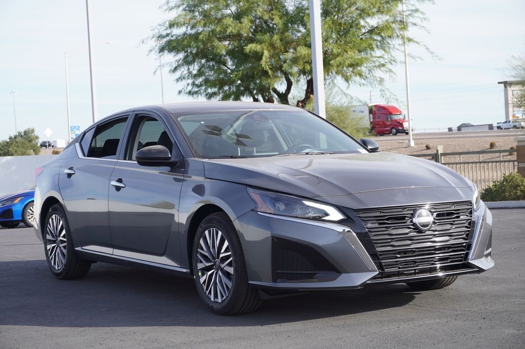 Certified 2025 Nissan Altima SV Sedan