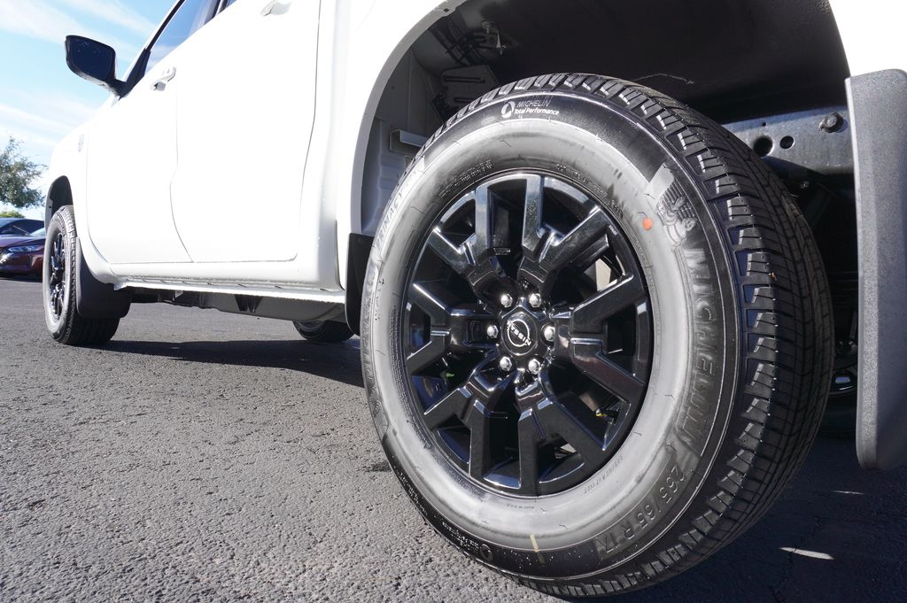 2026 Nissan Frontier SV - Photo 6
