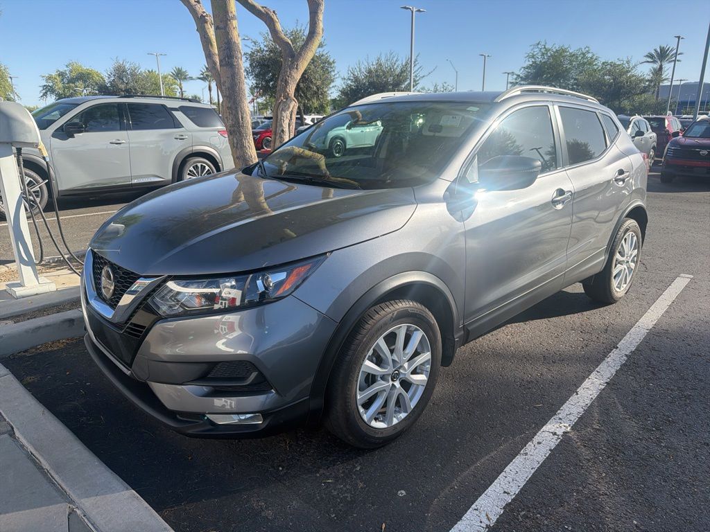 2022 Nissan Rogue Sport SV FWD's photo