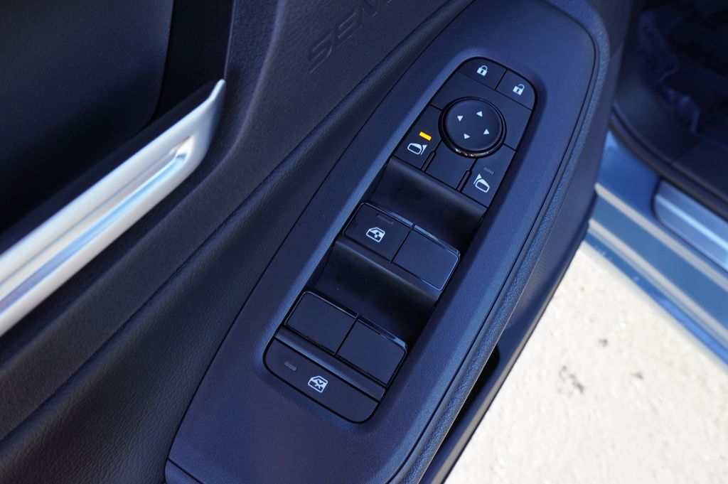2026 Nissan Sentra SV - Photo 16