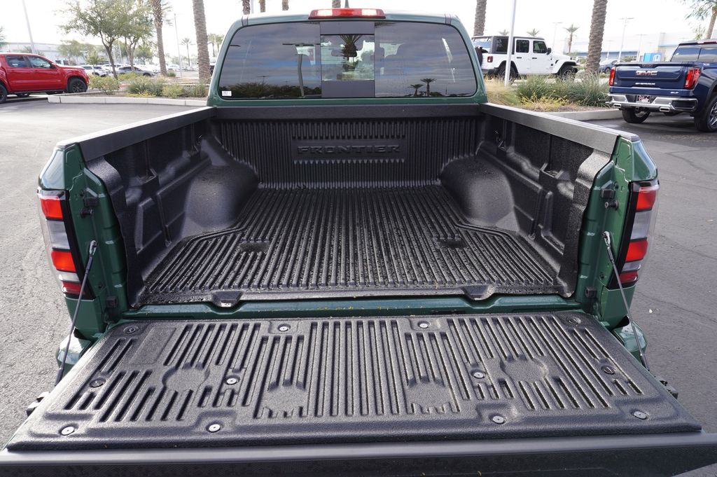2026 Nissan Frontier SV - Photo 9