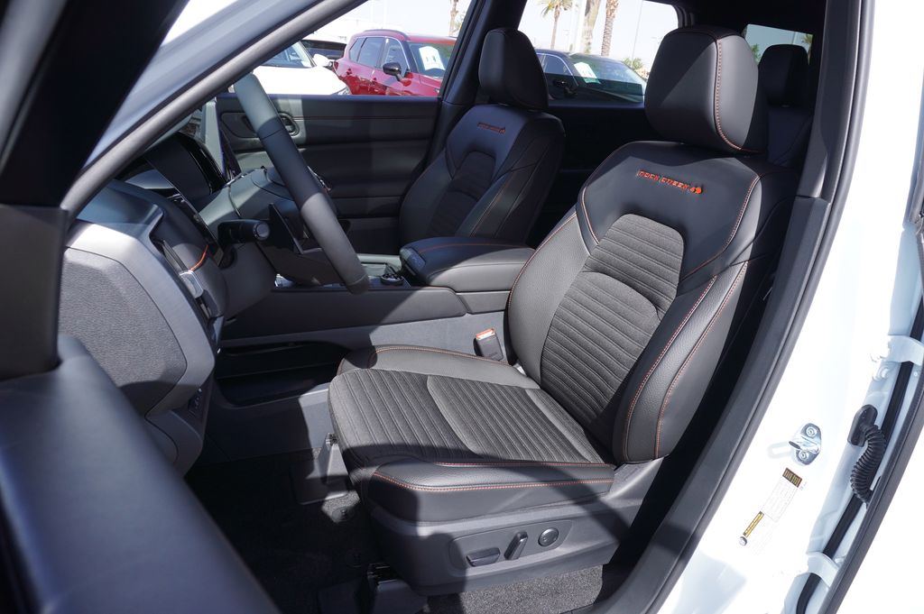 2026 Nissan Pathfinder Rock Creek - Photo 14