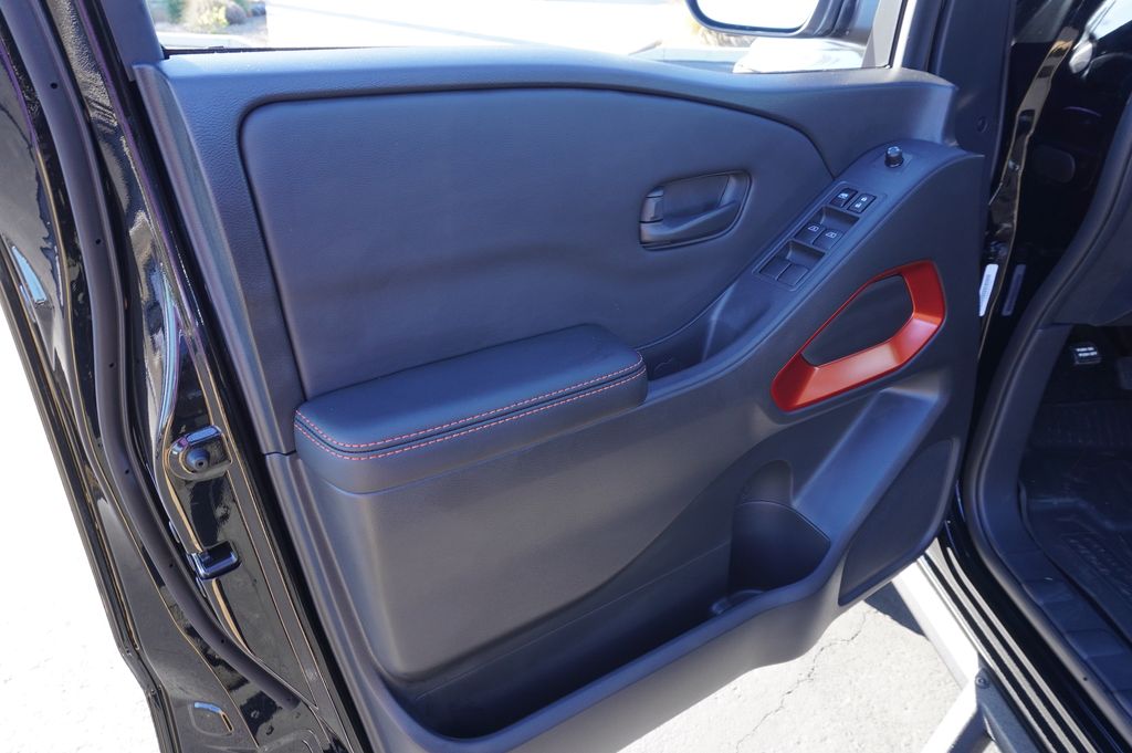 2026 Nissan Frontier PRO-4X - Photo 15