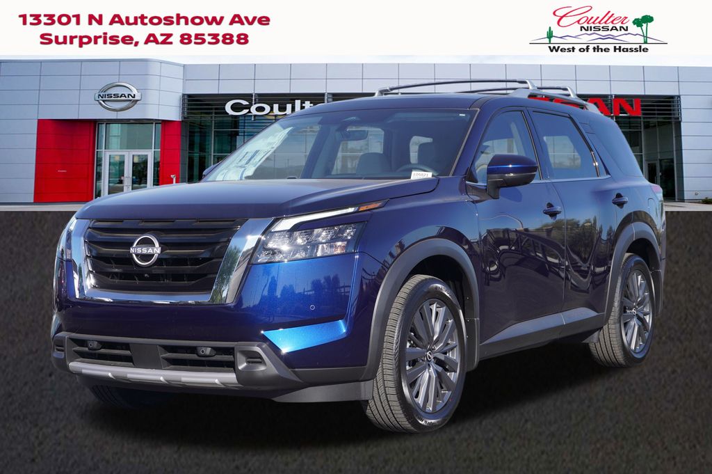 2025 Nissan Pathfinder SL