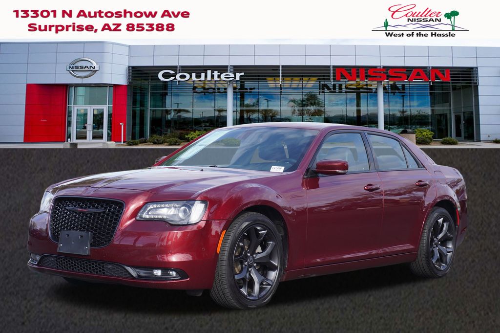2023 Chrysler 300 S's photo