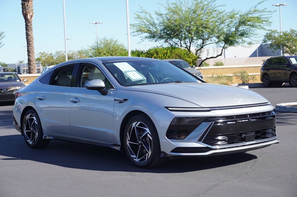 Used 2024 Hyundai Sonata SEL Sedan