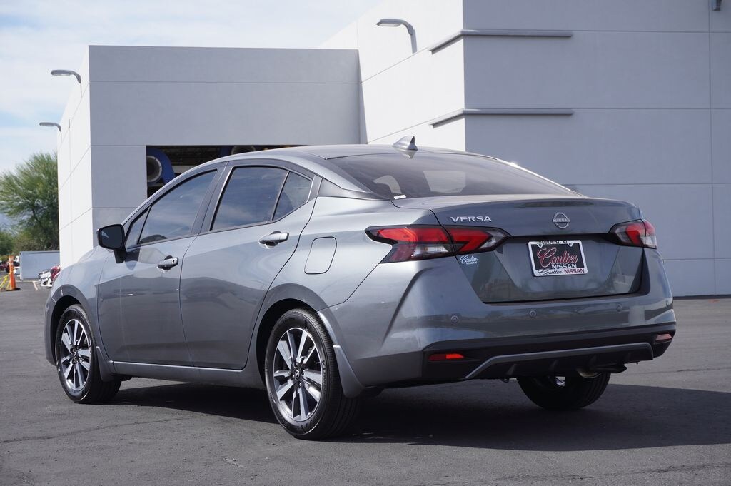 New 2025 Nissan Versa 1.6 SV Sedan