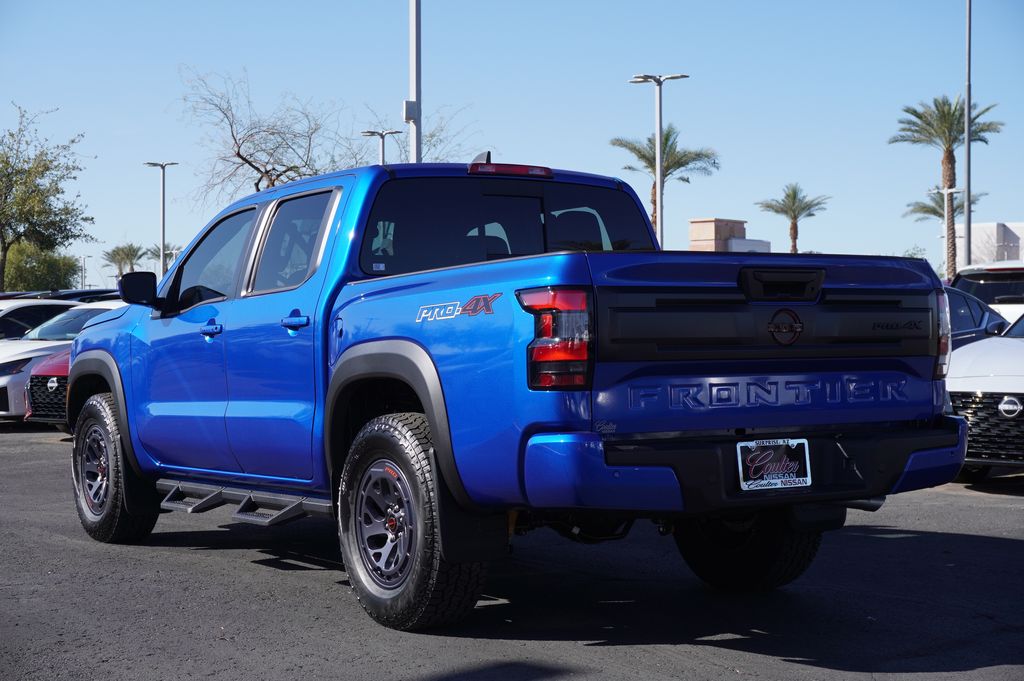 2025 Nissan Frontier PRO-4X photo 3