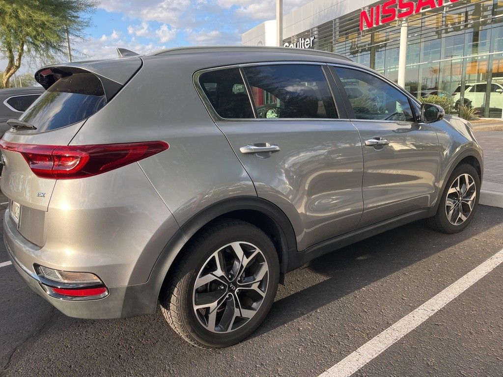 2020 Kia Sportage EX photo 3