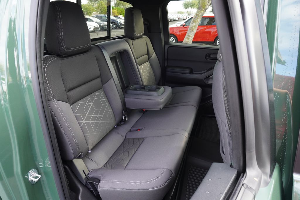 2026 Nissan Frontier SV - Photo 10