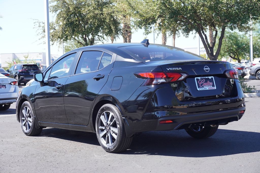 New 2025 Nissan Versa 1.6 SV Sedan
