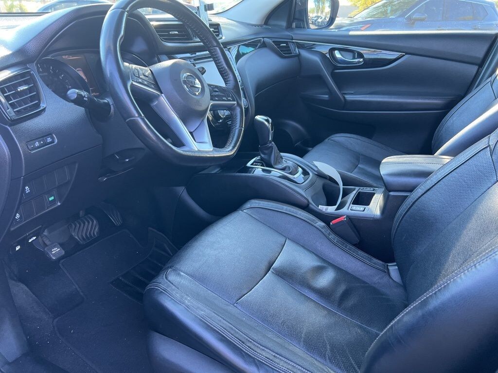 Used 2017 Nissan Rogue Sport SL SUV