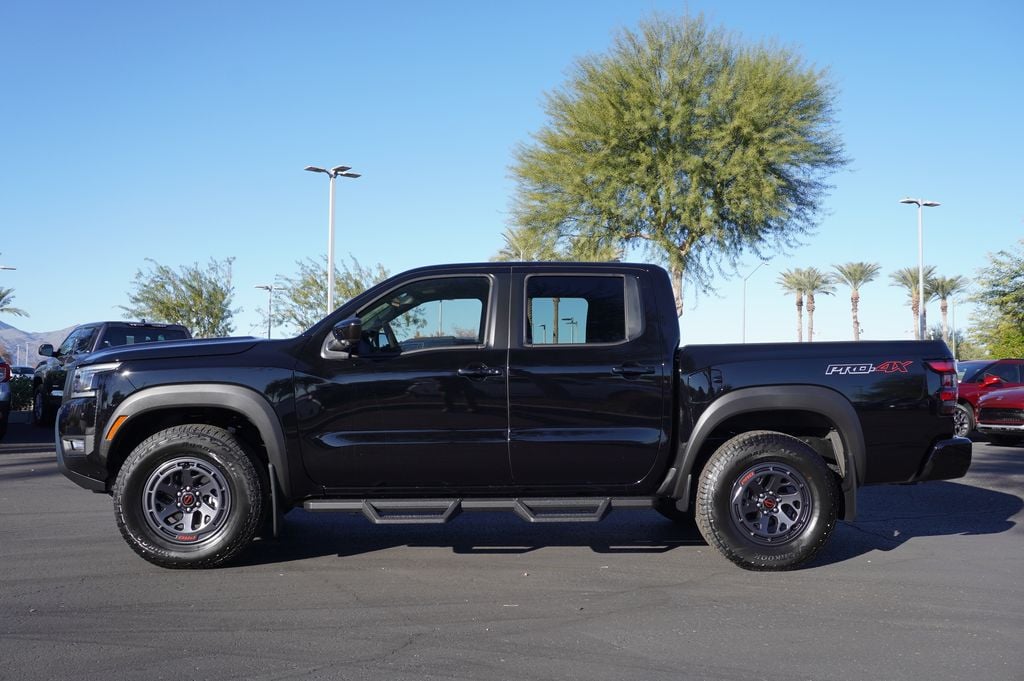 2026 Nissan Frontier PRO-4X - Photo 2
