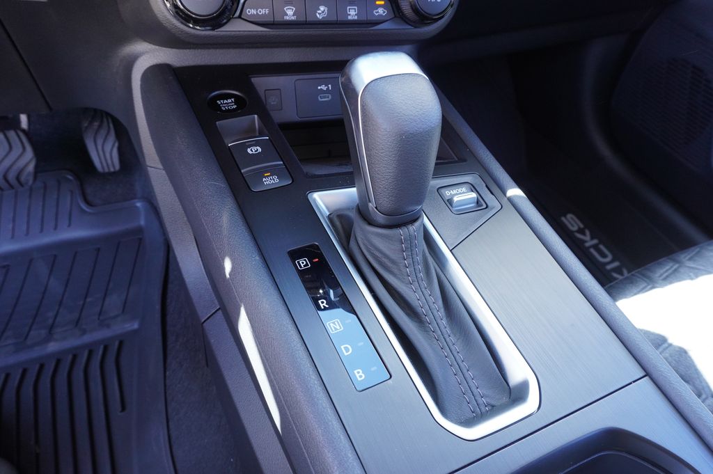 2026 Nissan KICKS SV - Photo 18
