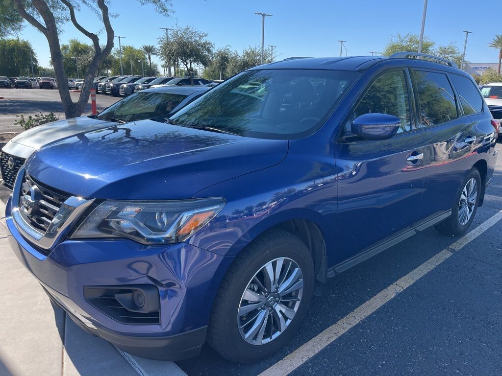Used 2020 Nissan Pathfinder S SUV
