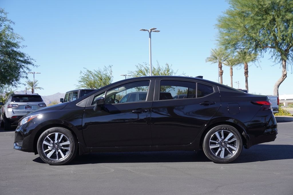 New 2025 Nissan Versa 1.6 SV Sedan
