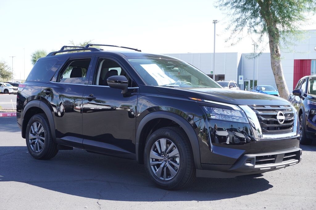 New 2025 Nissan Pathfinder SV SUV