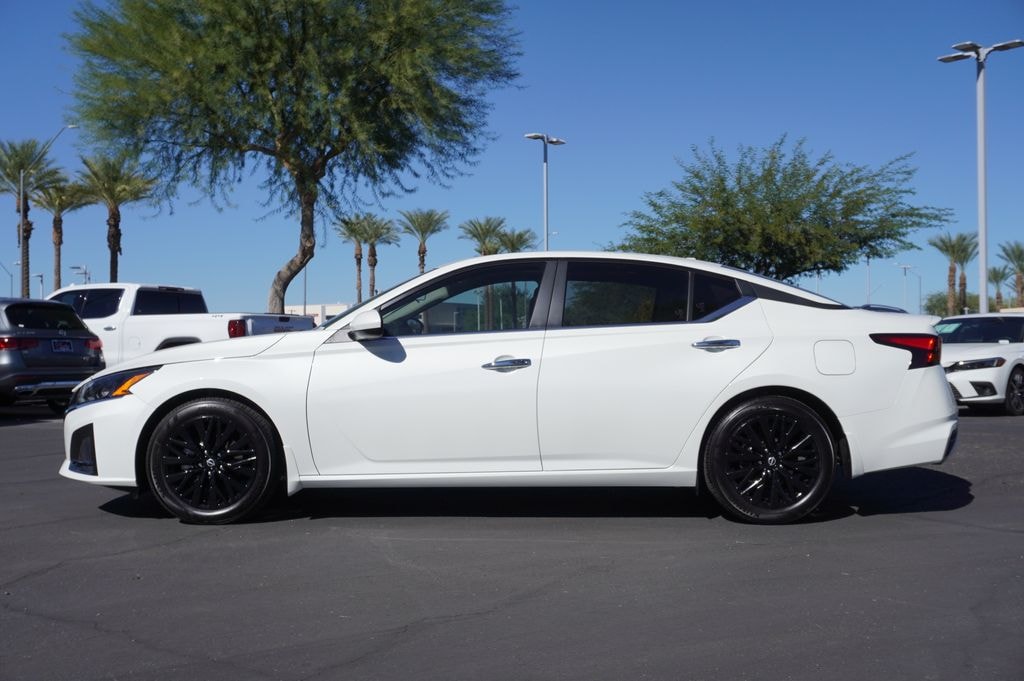 New 2025 Nissan Altima SV Sedan