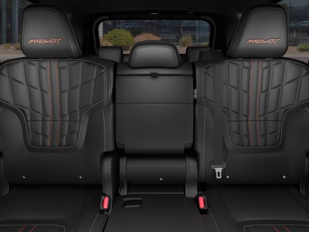 2026 Nissan Armada PRO-4X - Photo 16