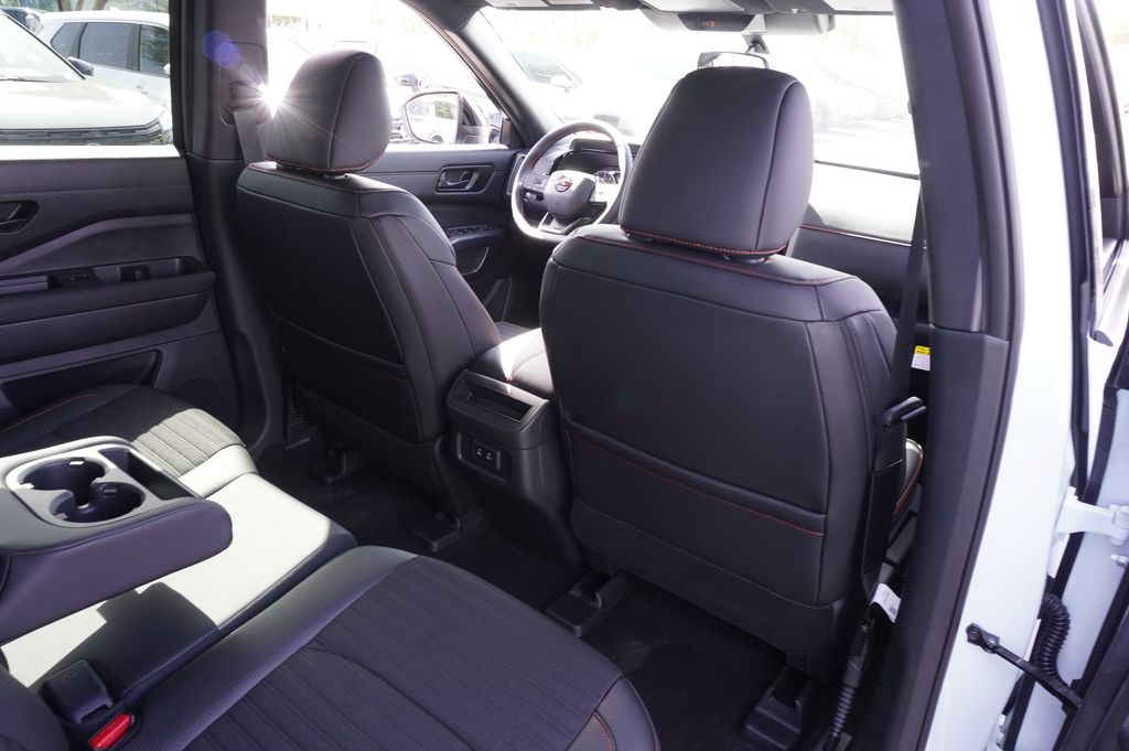 2026 Nissan Pathfinder Rock Creek - Photo 11