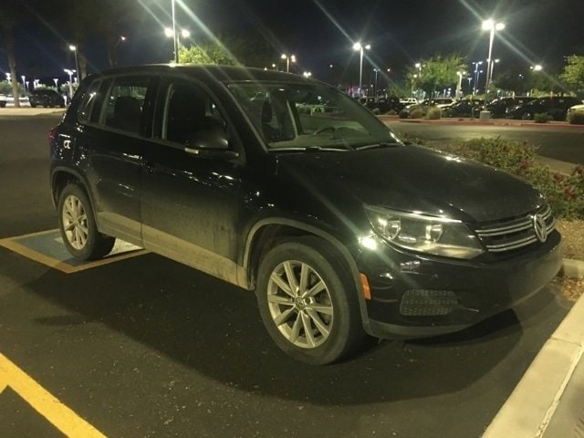 Used 2017 Volkswagen Tiguan Limited  with VIN WVGBV7AX7HK052820 for sale in Surprise, AZ