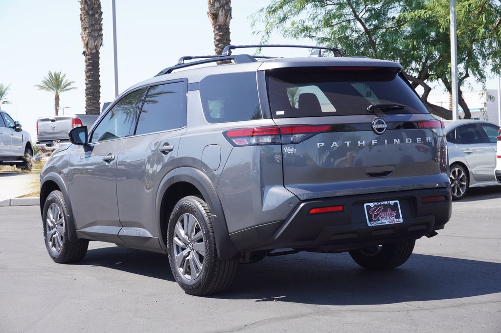 2025 Nissan Pathfinder SV photo 3